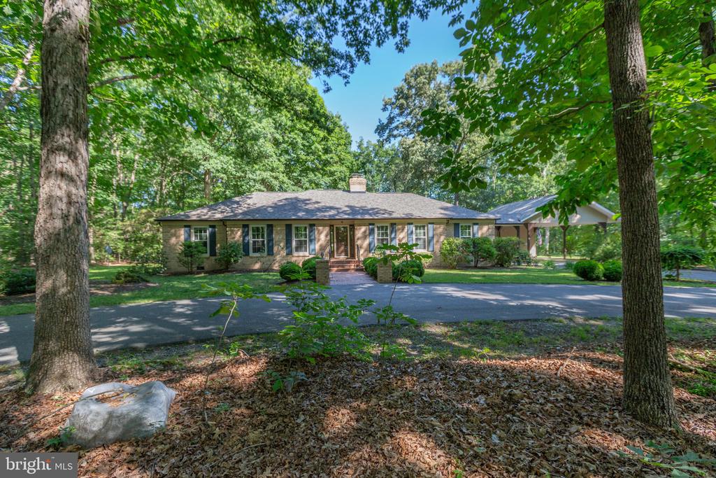 8401 GREY GHOST LANE