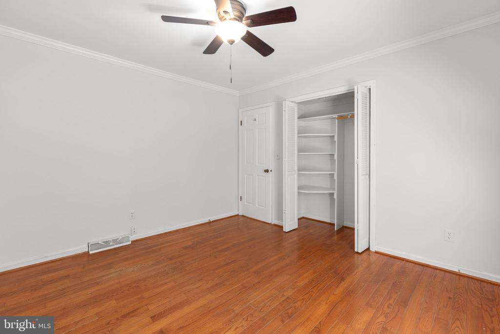 8401 GREY GHOST LANE