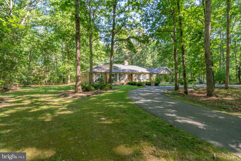 8401 GREY GHOST LANE