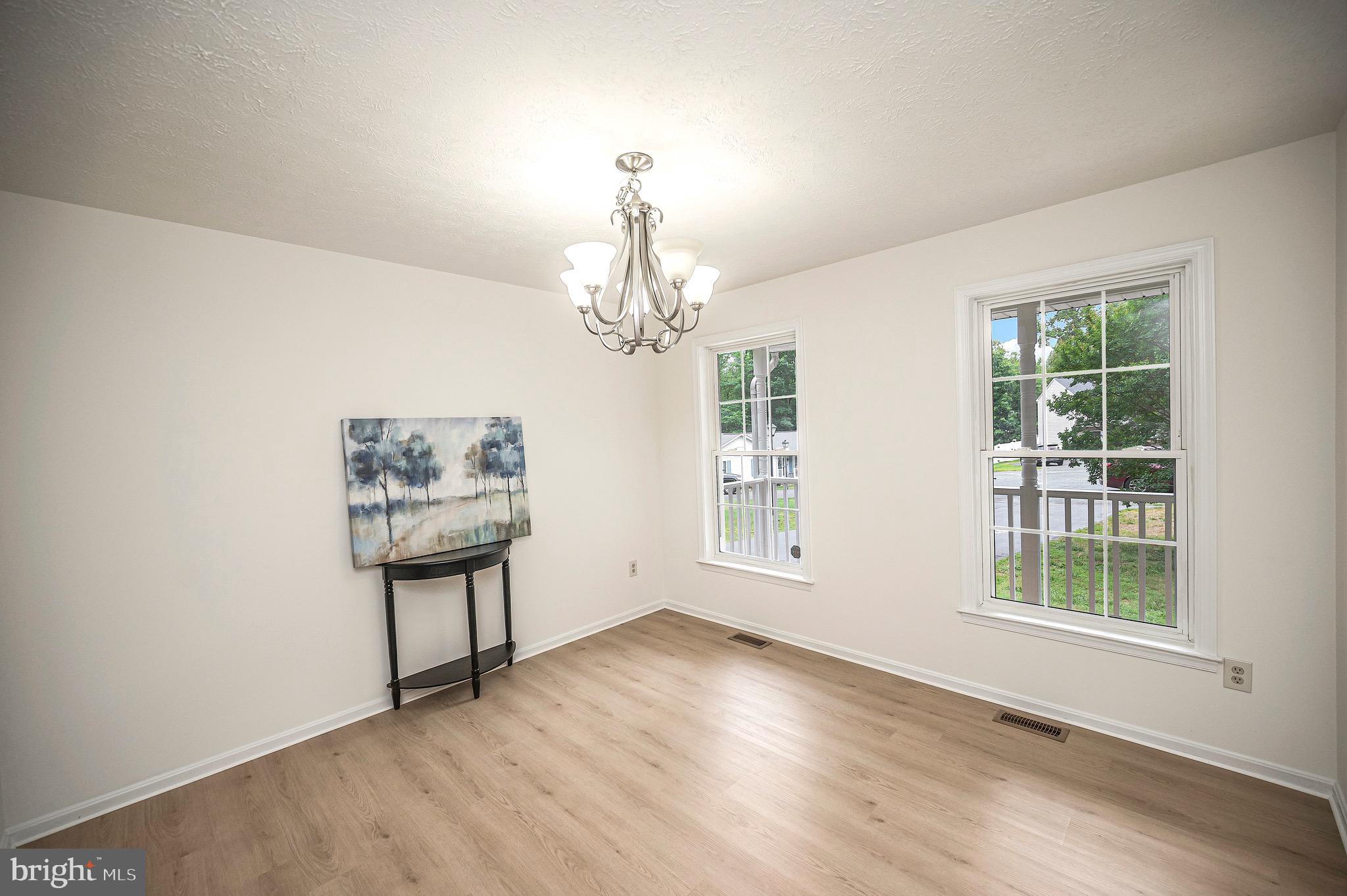 7301 SUNSET RIDGE COURT