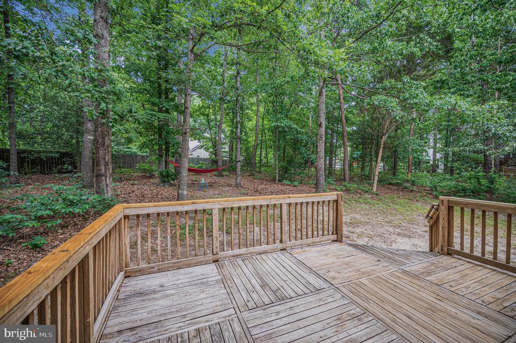 7301 SUNSET RIDGE COURT