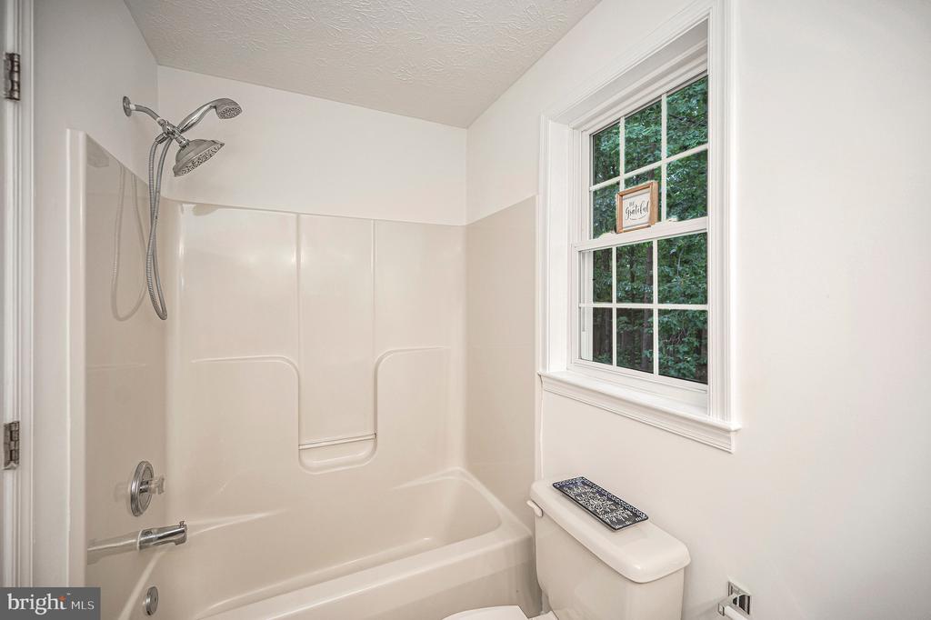 7301 SUNSET RIDGE COURT