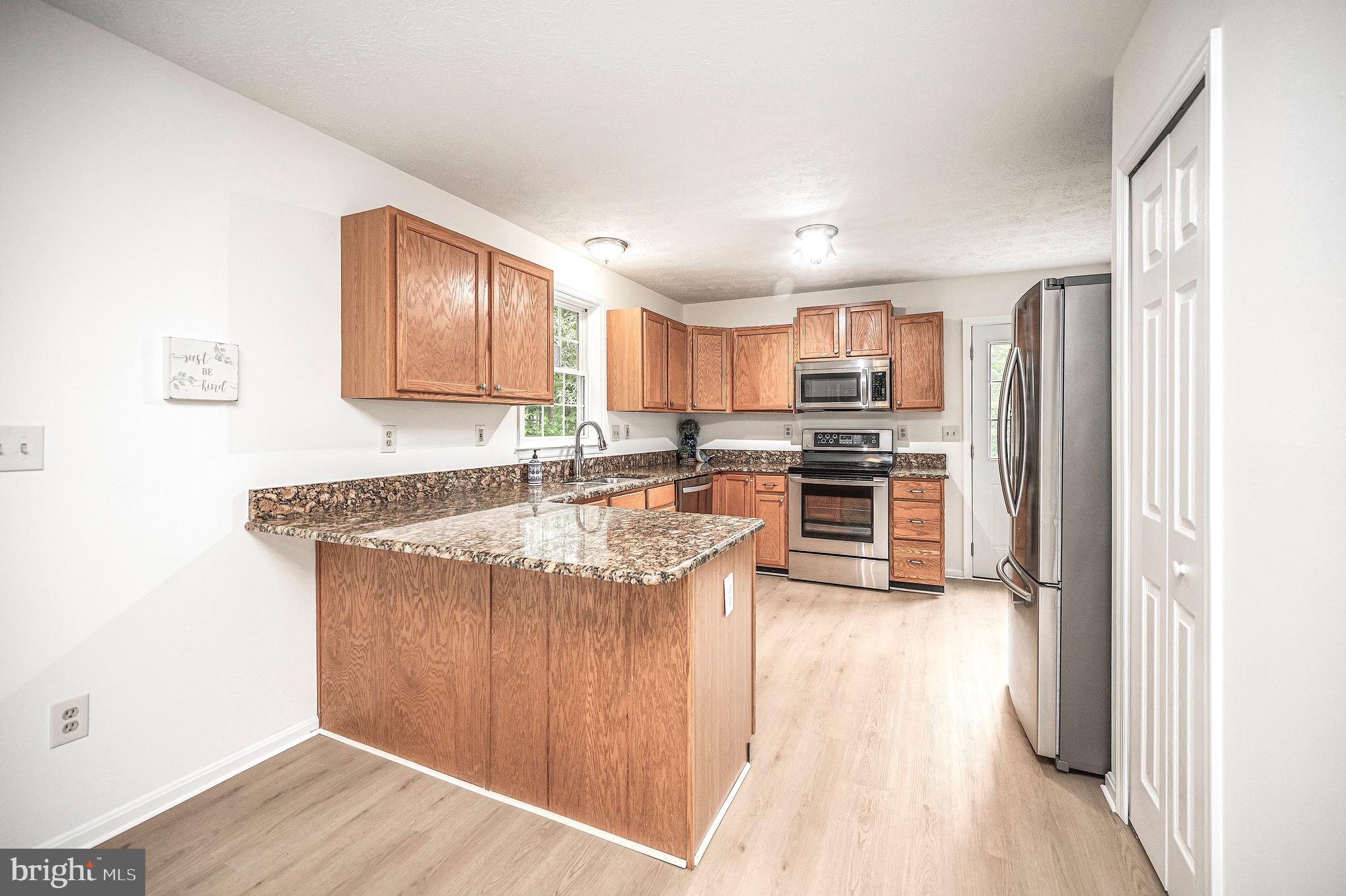 7301 SUNSET RIDGE COURT