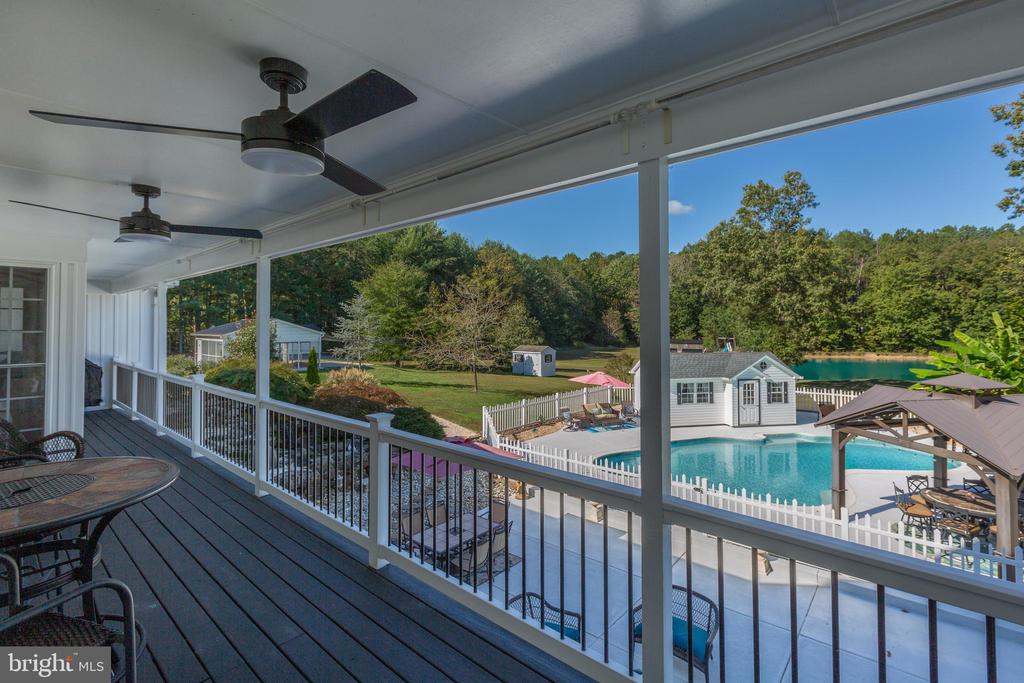 6829 FOX RIDGE ROAD