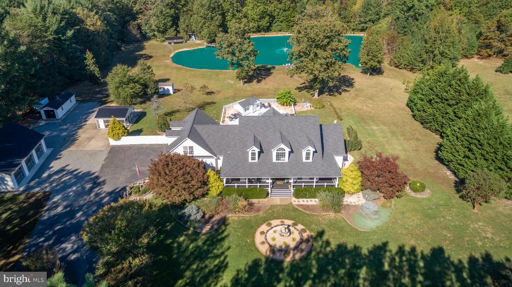 6829 FOX RIDGE ROAD