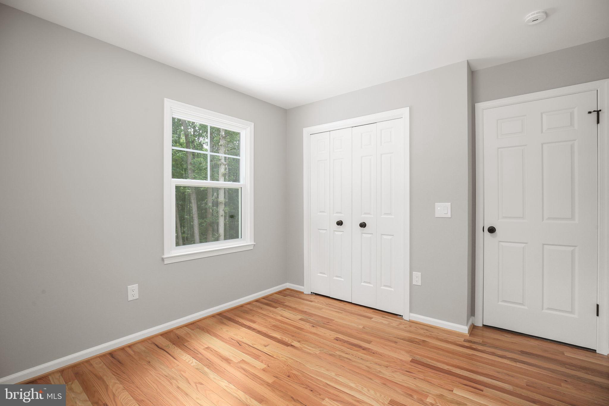 211 HARDWOOD LANE