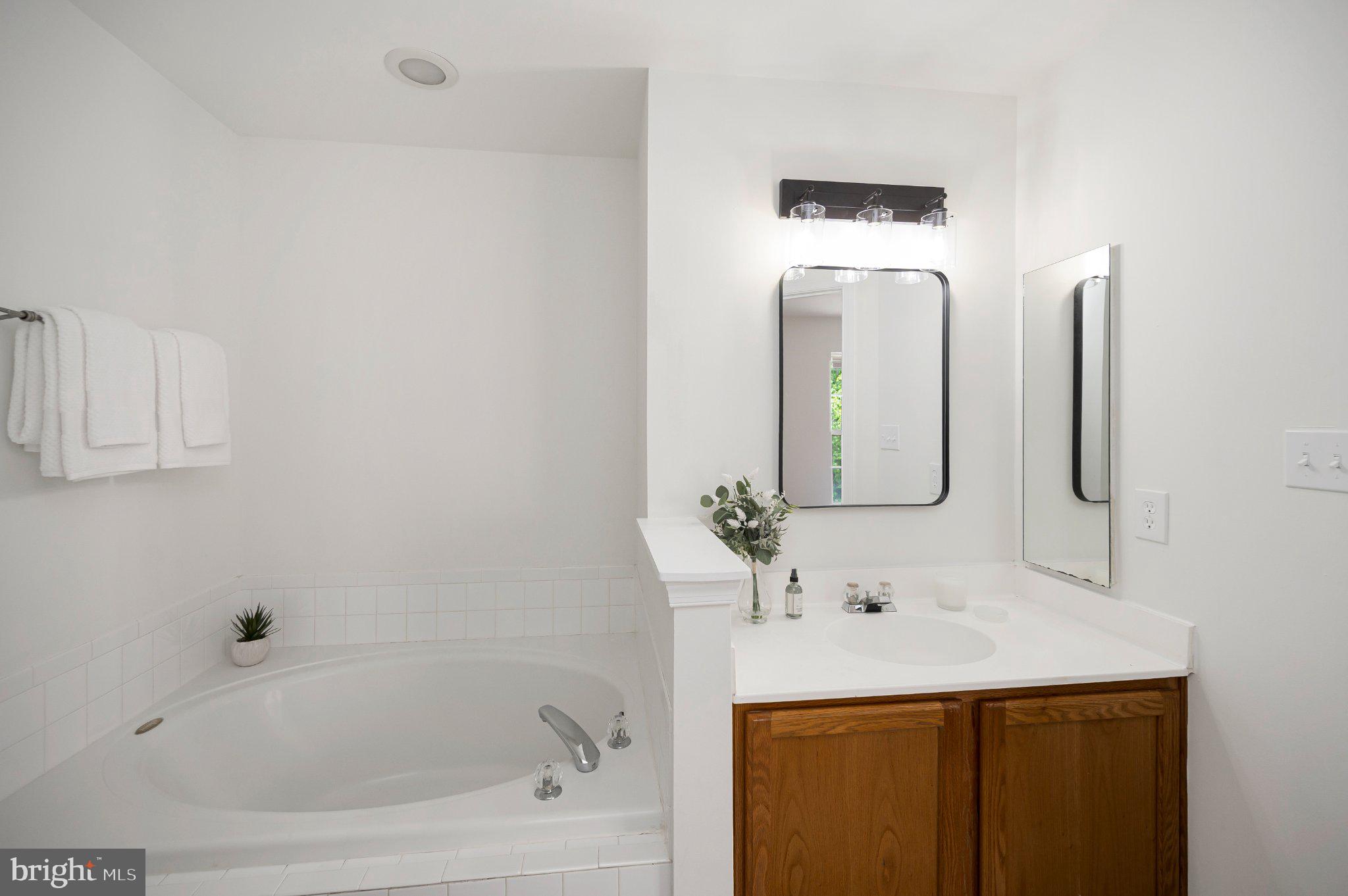 11209 GANDER COURT