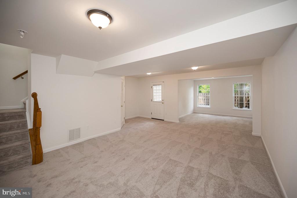 11209 GANDER COURT