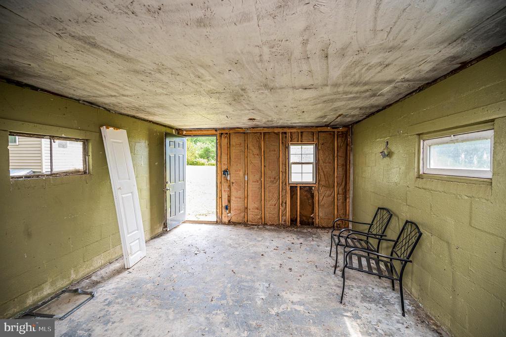 13832 POST OAK ROAD