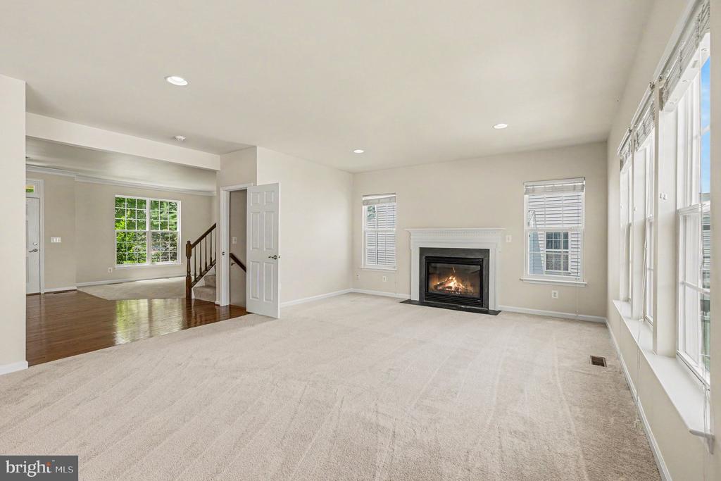 9709 GLENN BROOKE COURT