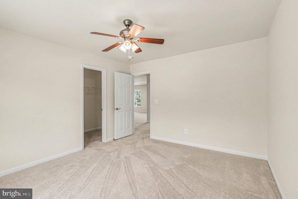 9709 GLENN BROOKE COURT