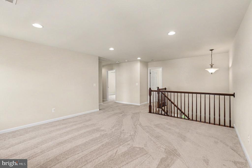 9709 GLENN BROOKE COURT