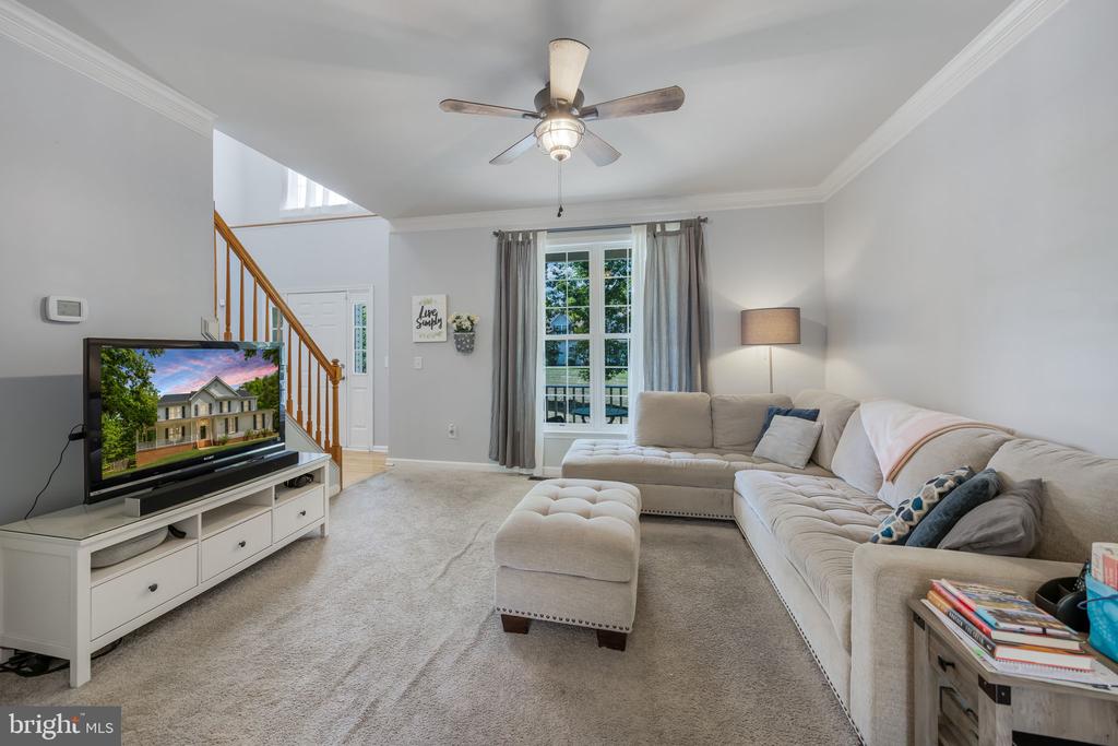 7721 RIPARIAN COURT