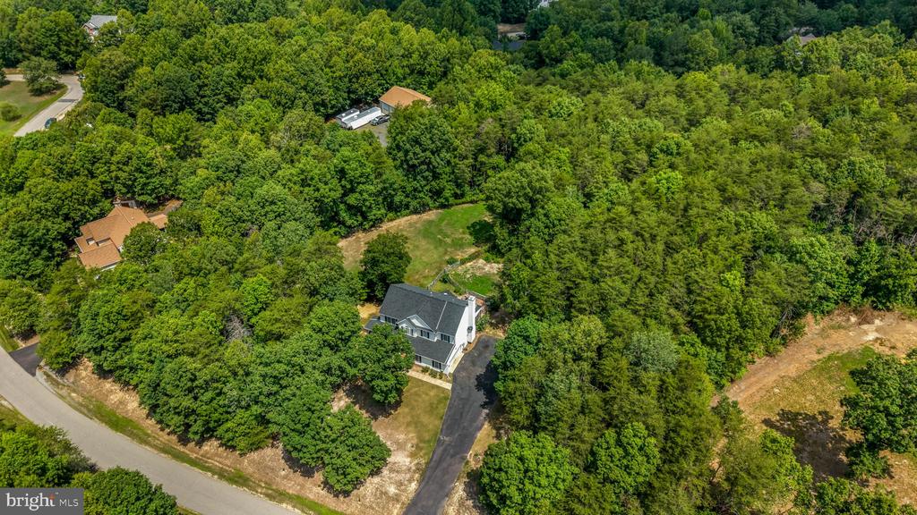 7721 RIPARIAN COURT