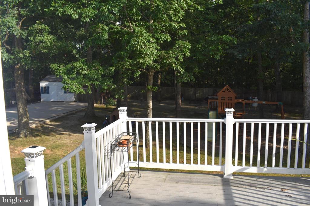 4016 DERBYSHIRE LANE
