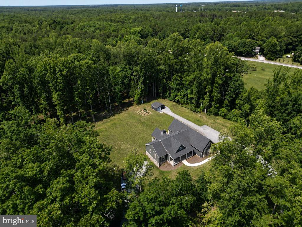 7121 COURTHOUSE ROAD