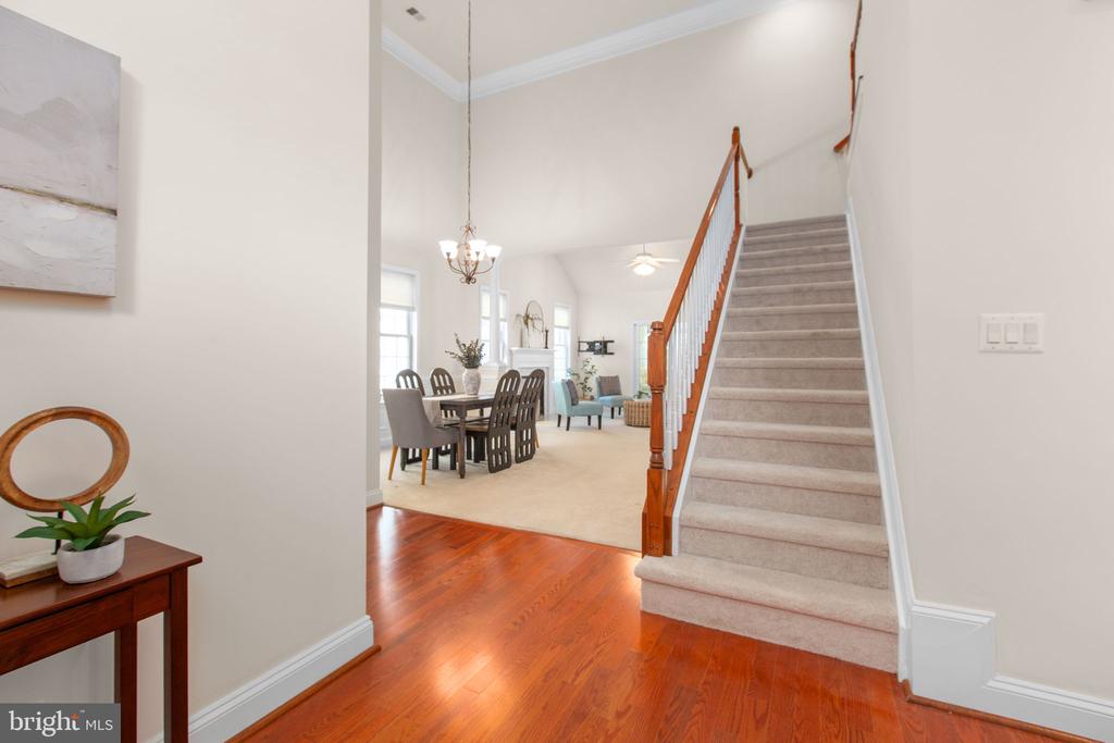 5705 W KESSLERS CROSSING