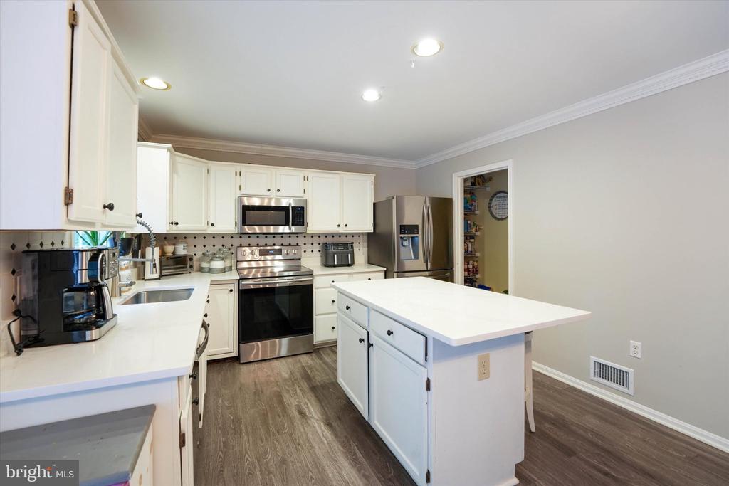 9811 RAMSAY DRIVE