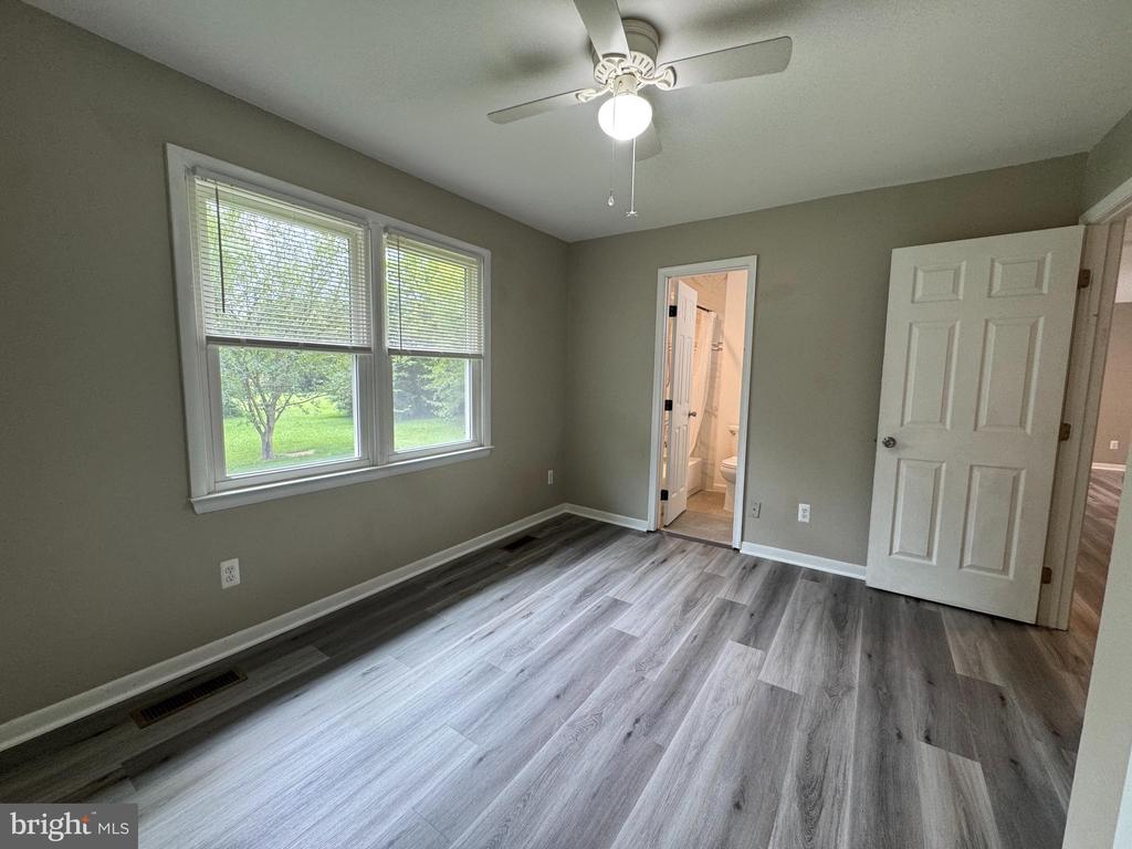 5077 MACNAMARA DRIVE