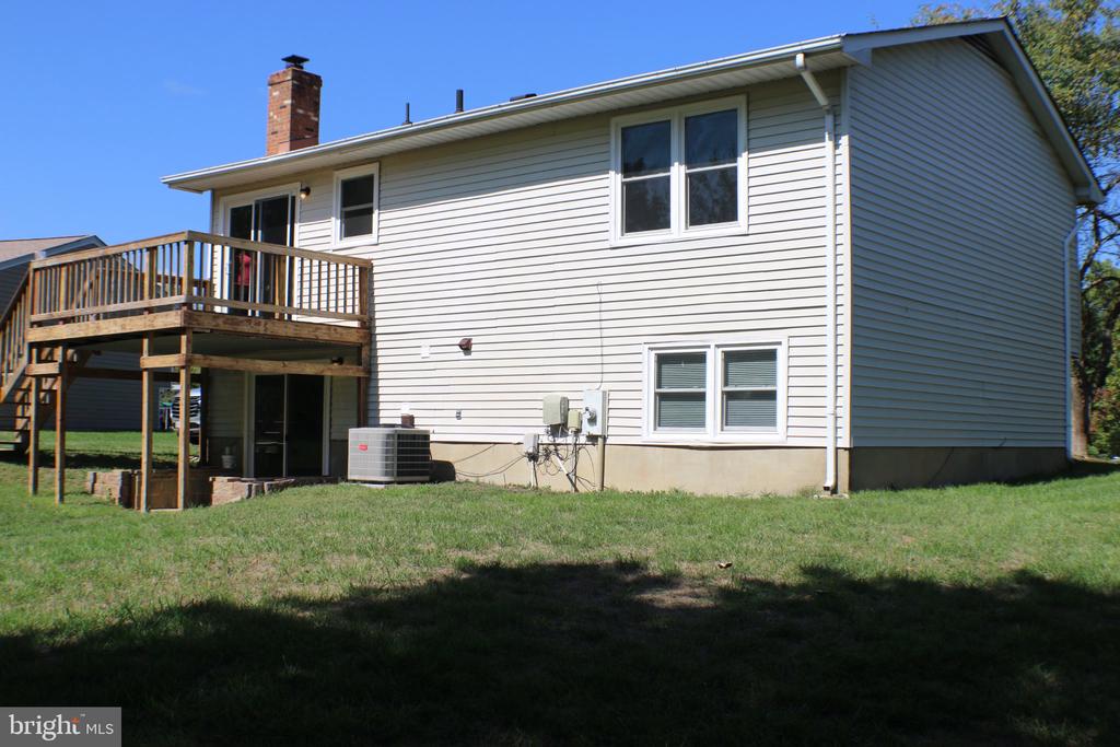 5077 MACNAMARA DRIVE