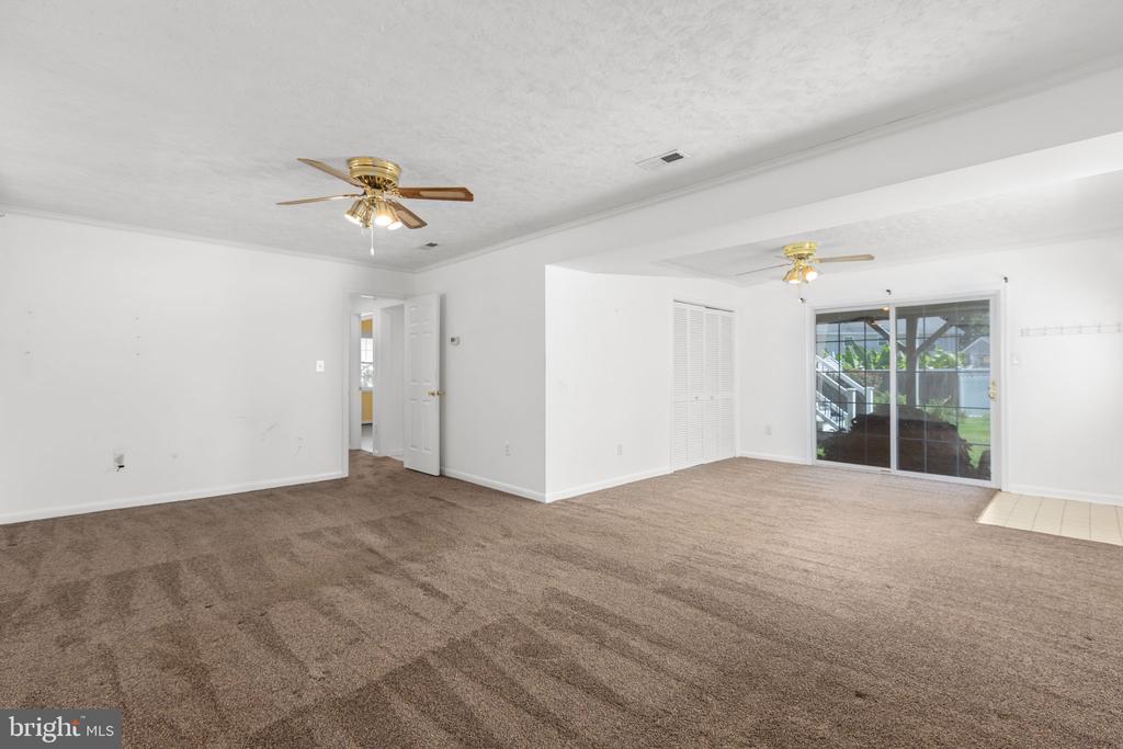 801 KILARNEY DRIVE