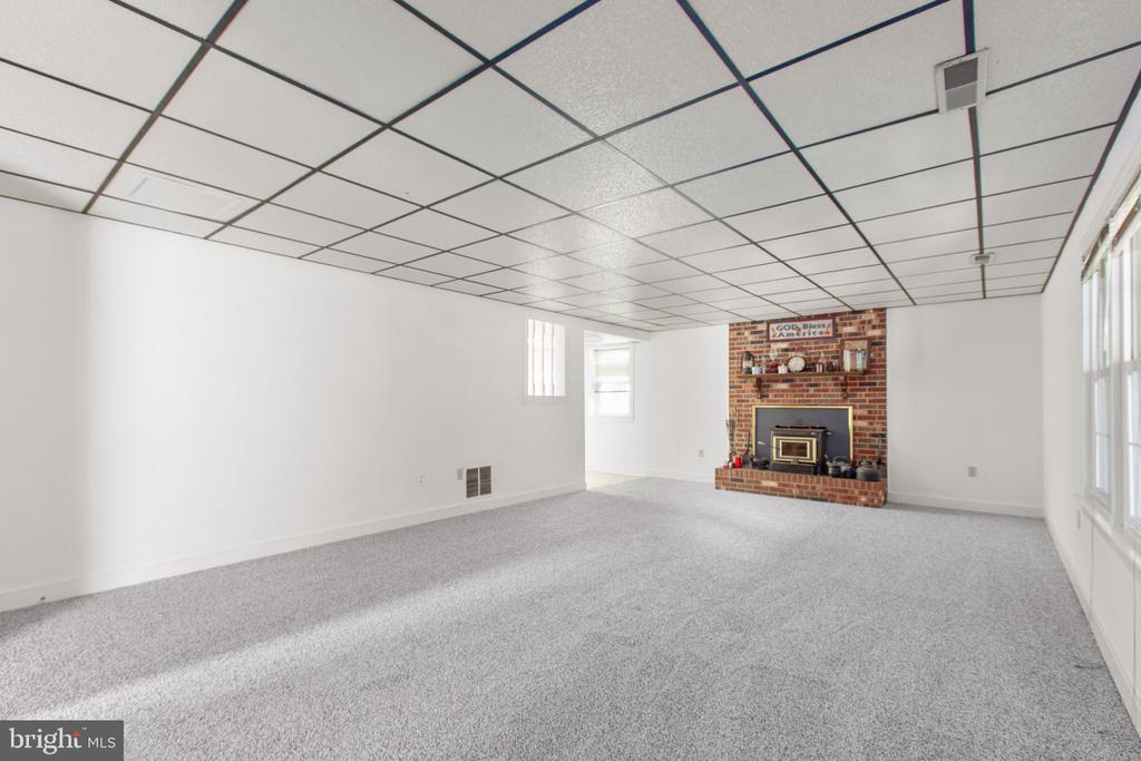 11511 SILVERLEAF LANE