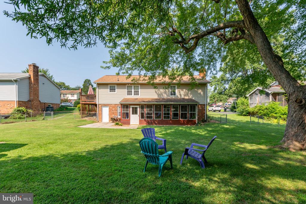 11511 SILVERLEAF LANE