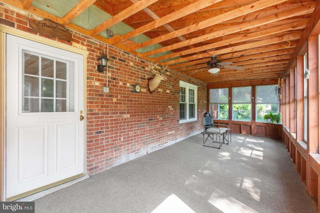 11511 SILVERLEAF LANE