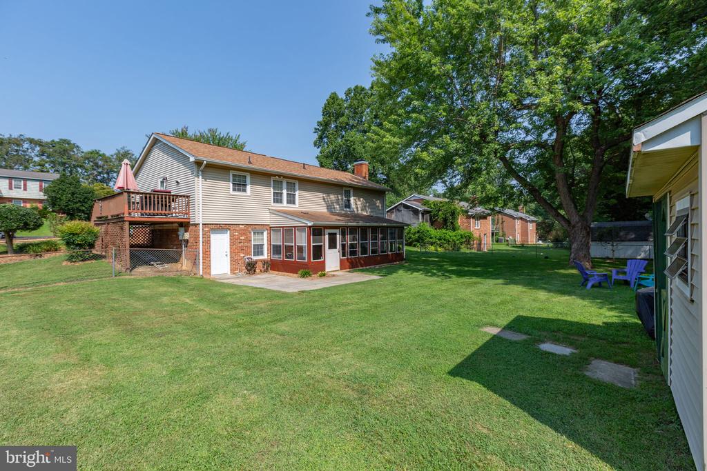 11511 SILVERLEAF LANE