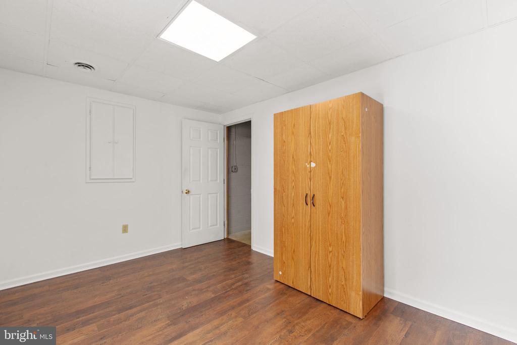 11511 SILVERLEAF LANE