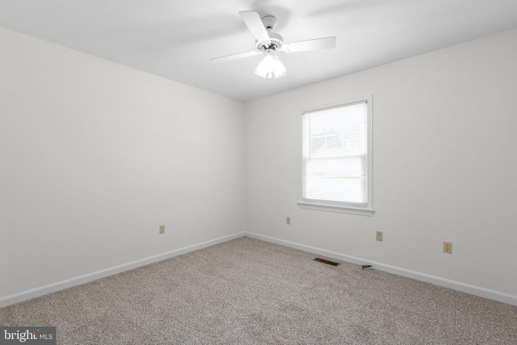 11511 SILVERLEAF LANE