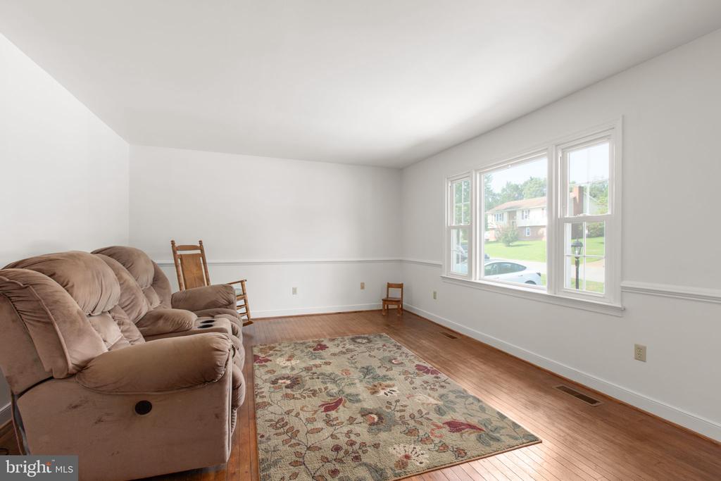 11511 SILVERLEAF LANE