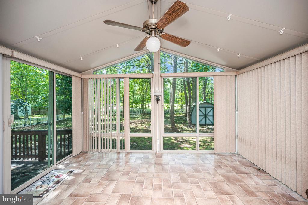 5802 QUEENS MILL CIRCLE