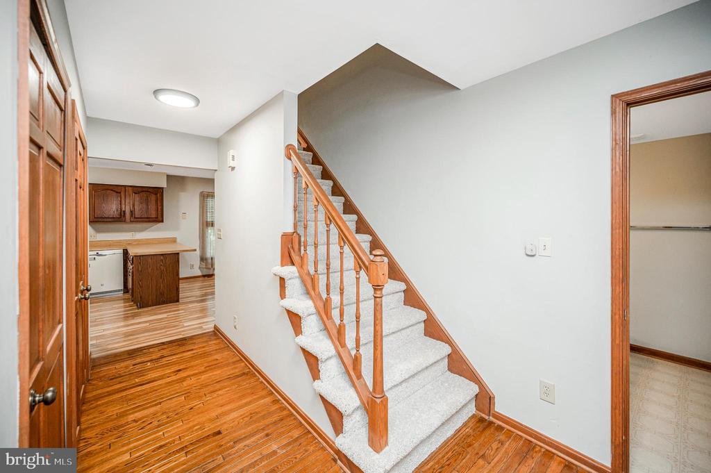 5802 QUEENS MILL CIRCLE