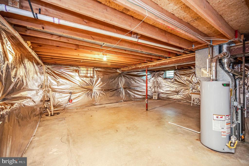 5802 QUEENS MILL CIRCLE