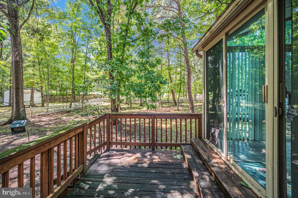 5802 QUEENS MILL CIRCLE