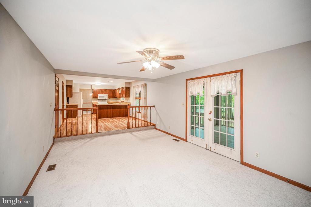 5802 QUEENS MILL CIRCLE