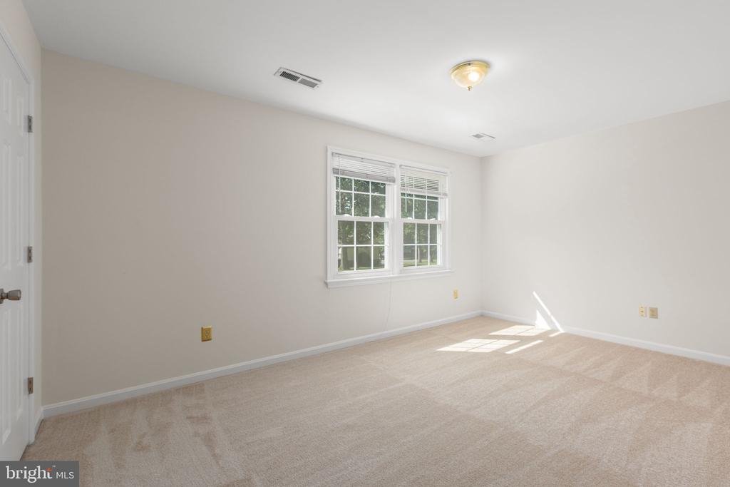 6403 SOUTHRIDGE COURT