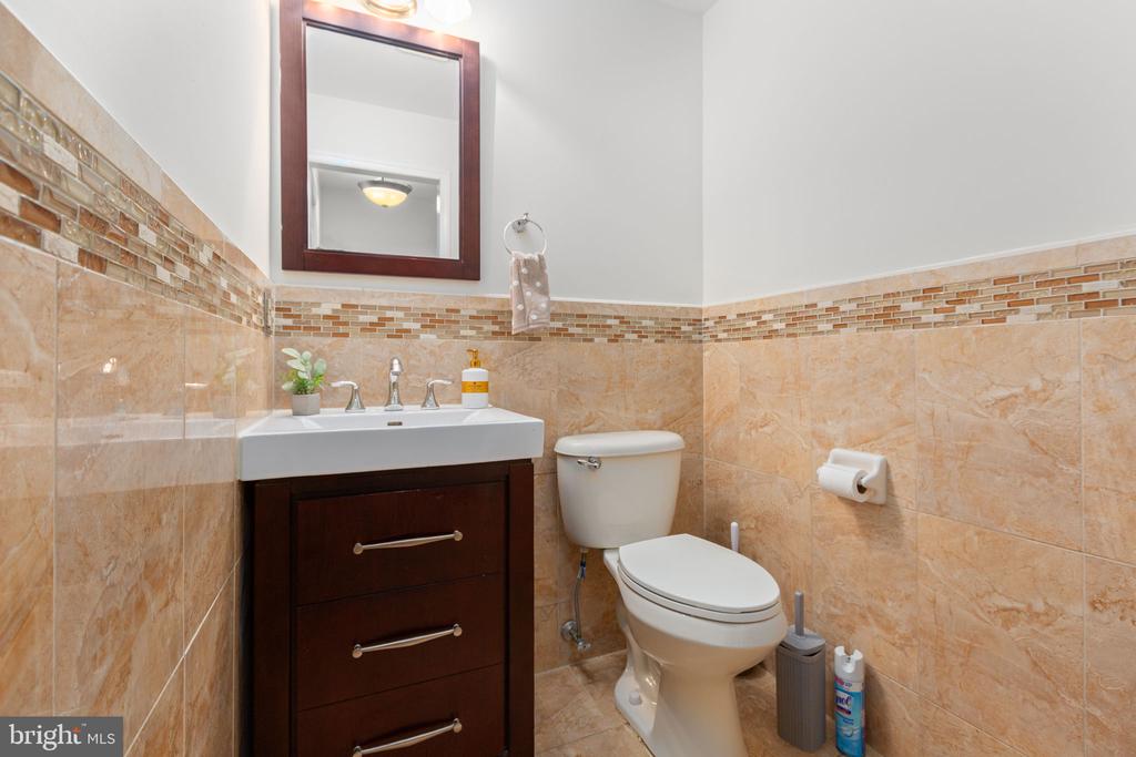 6403 SOUTHRIDGE COURT