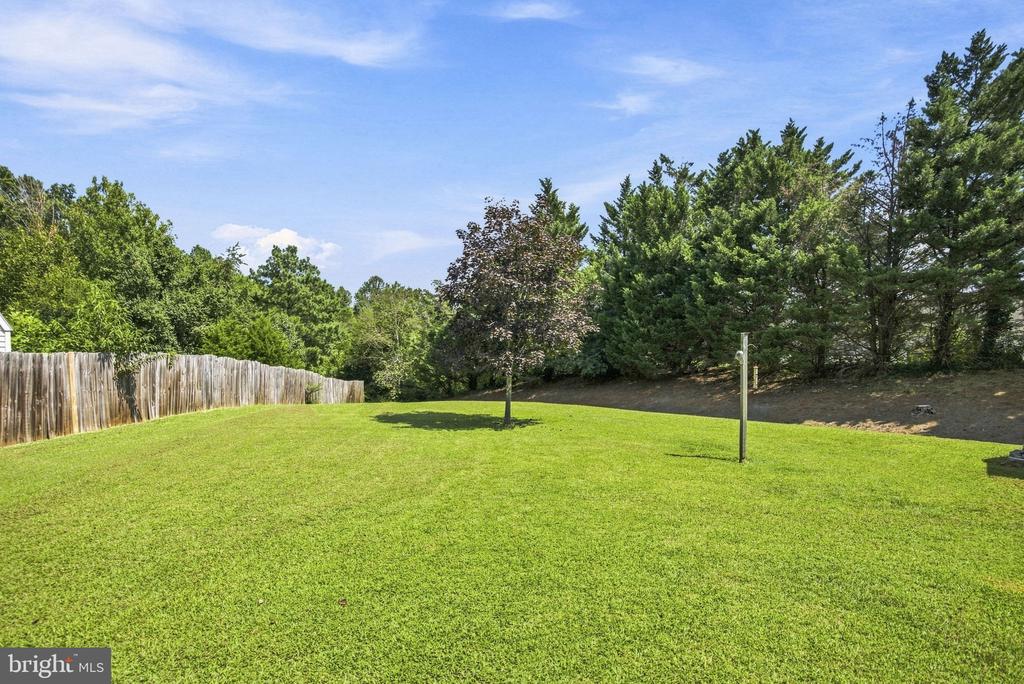 8619 S FORK COURT