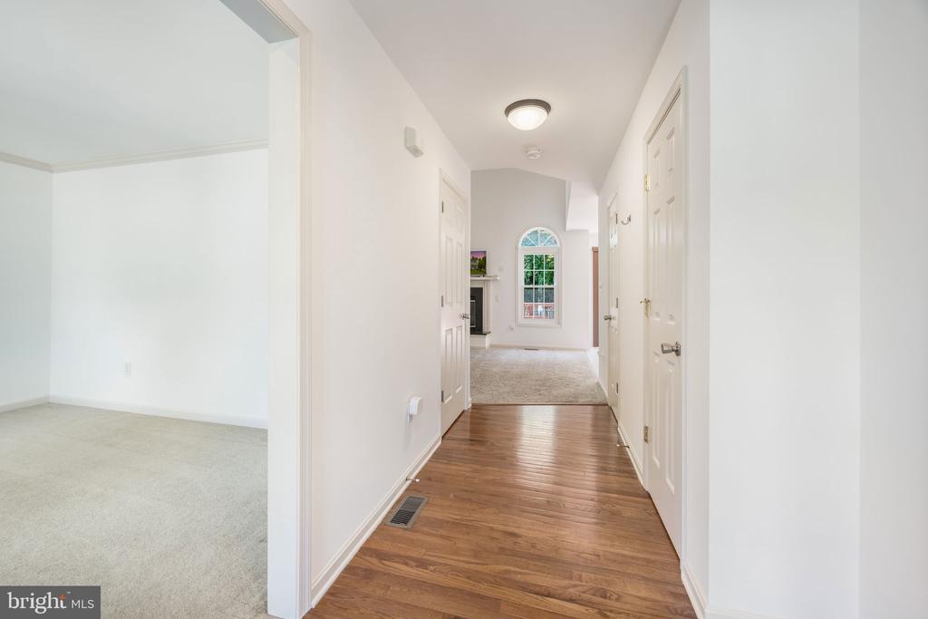 10307 NAPOLEON STREET