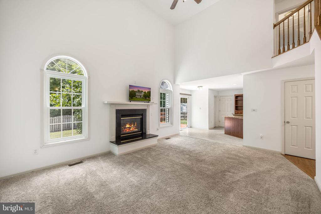 10307 NAPOLEON STREET