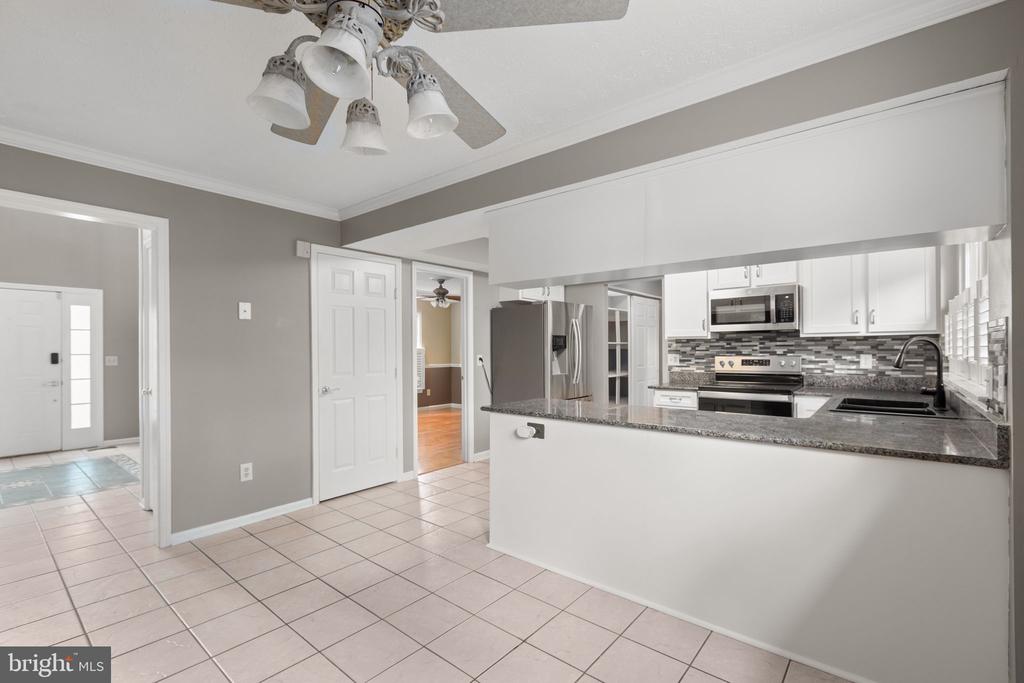 11209 SPRINGFIELD DRIVE