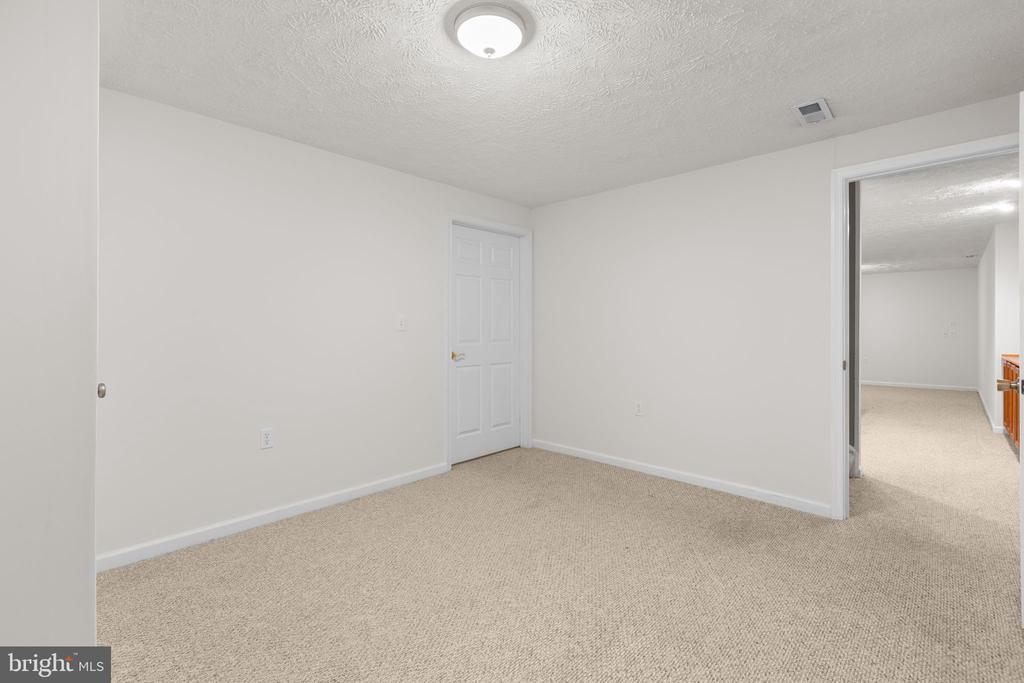 11209 SPRINGFIELD DRIVE