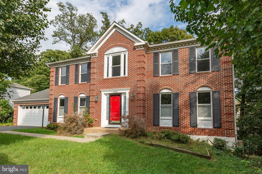 11209 SPRINGFIELD DRIVE
