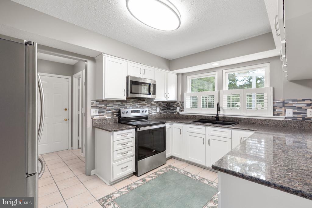 11209 SPRINGFIELD DRIVE