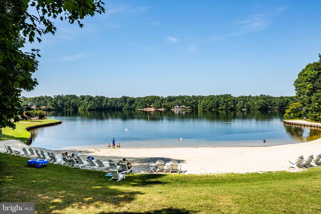 11806 FAWN LAKE PARKWAY