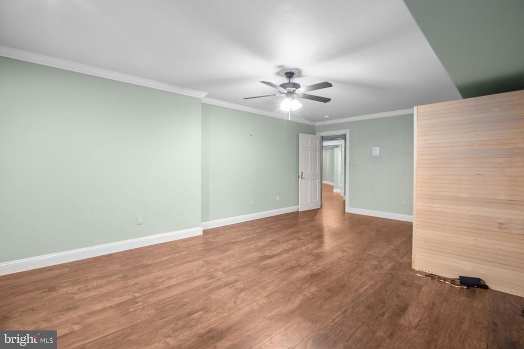 11806 FAWN LAKE PARKWAY