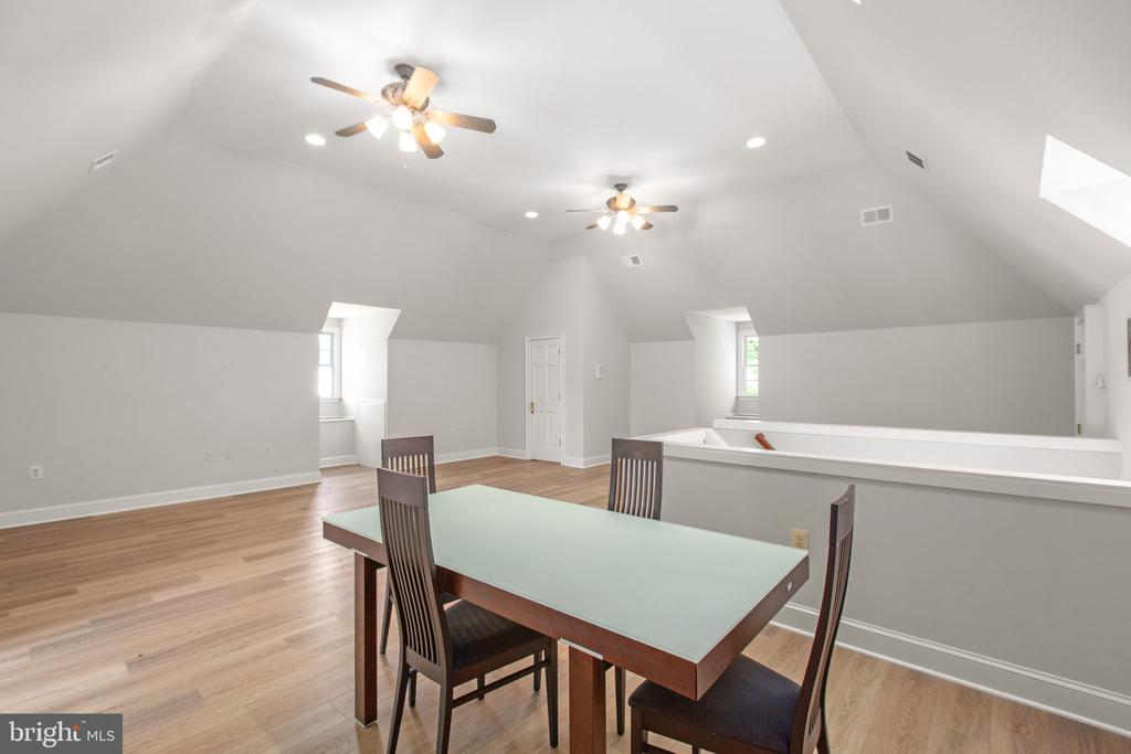 11806 FAWN LAKE PARKWAY