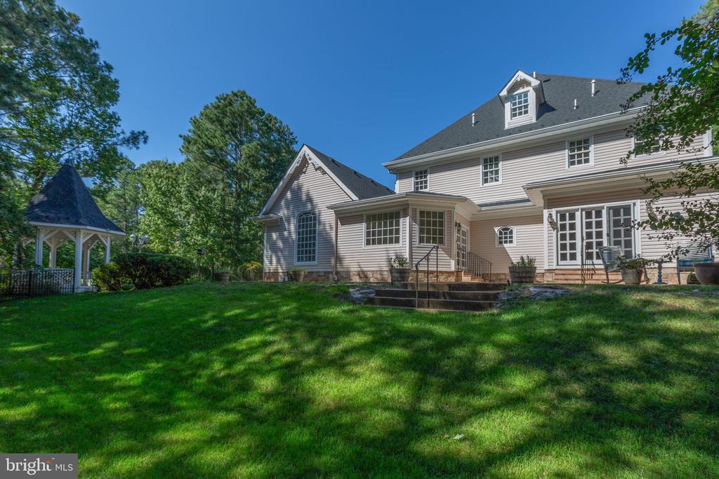 11806 FAWN LAKE PARKWAY